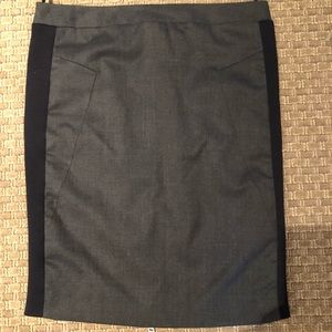 Ladies Prada knee length slim skirt